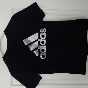 Adidas Boys Tee Shirt Size Medium